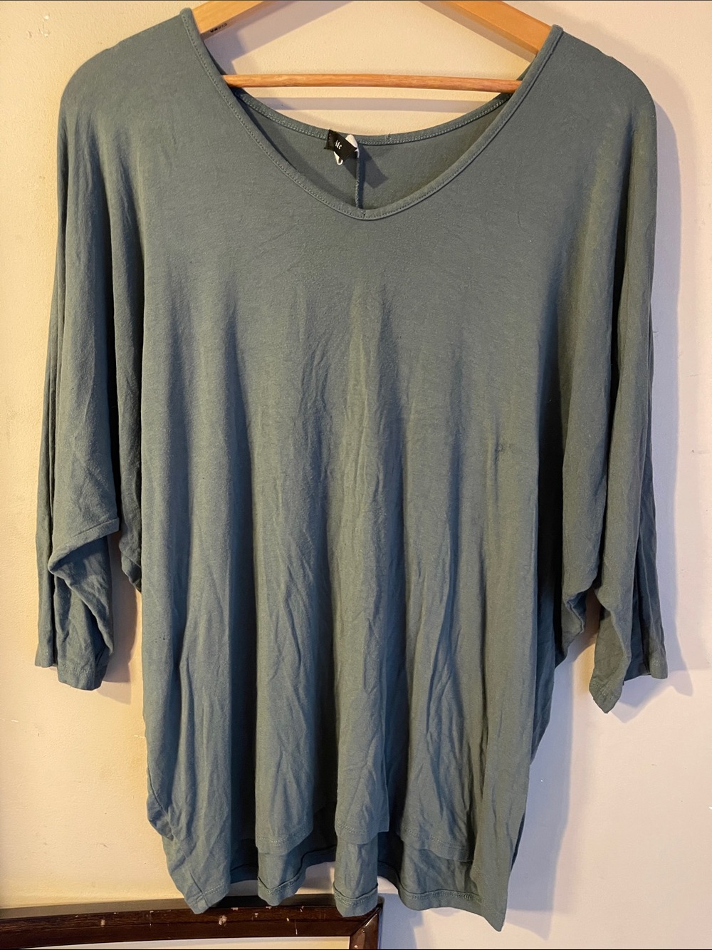 K&C Sage Green Dolman Sleeve Rayon Spandex Scoop Neck Top Soft M L Read